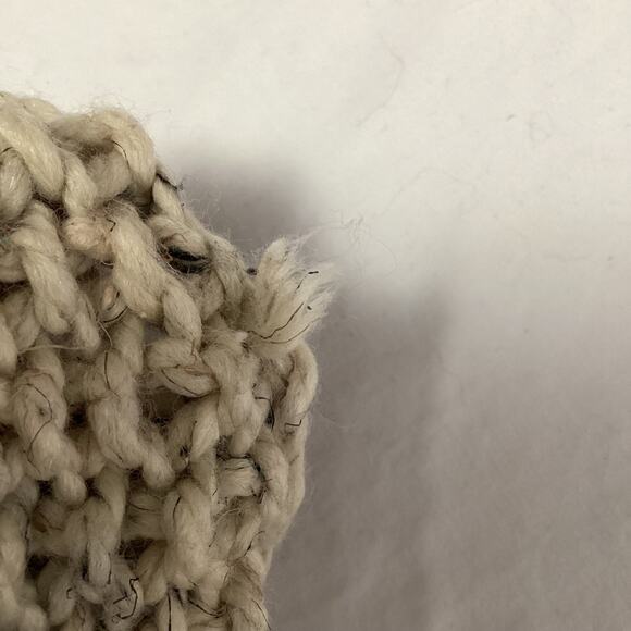 Tweedy Beige Thick Chunky Knit Winter Infinity Scarf Handmade? - Picture 8 of 9